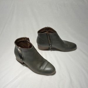 Vegan green leather ankle boots by Call It Spring